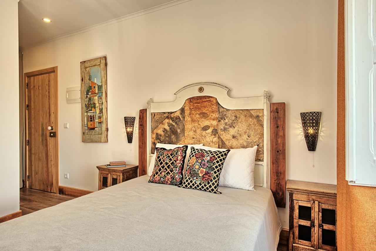 Ninho Saloio Bed & Breakfast Venda do Pinheiro Exterior photo